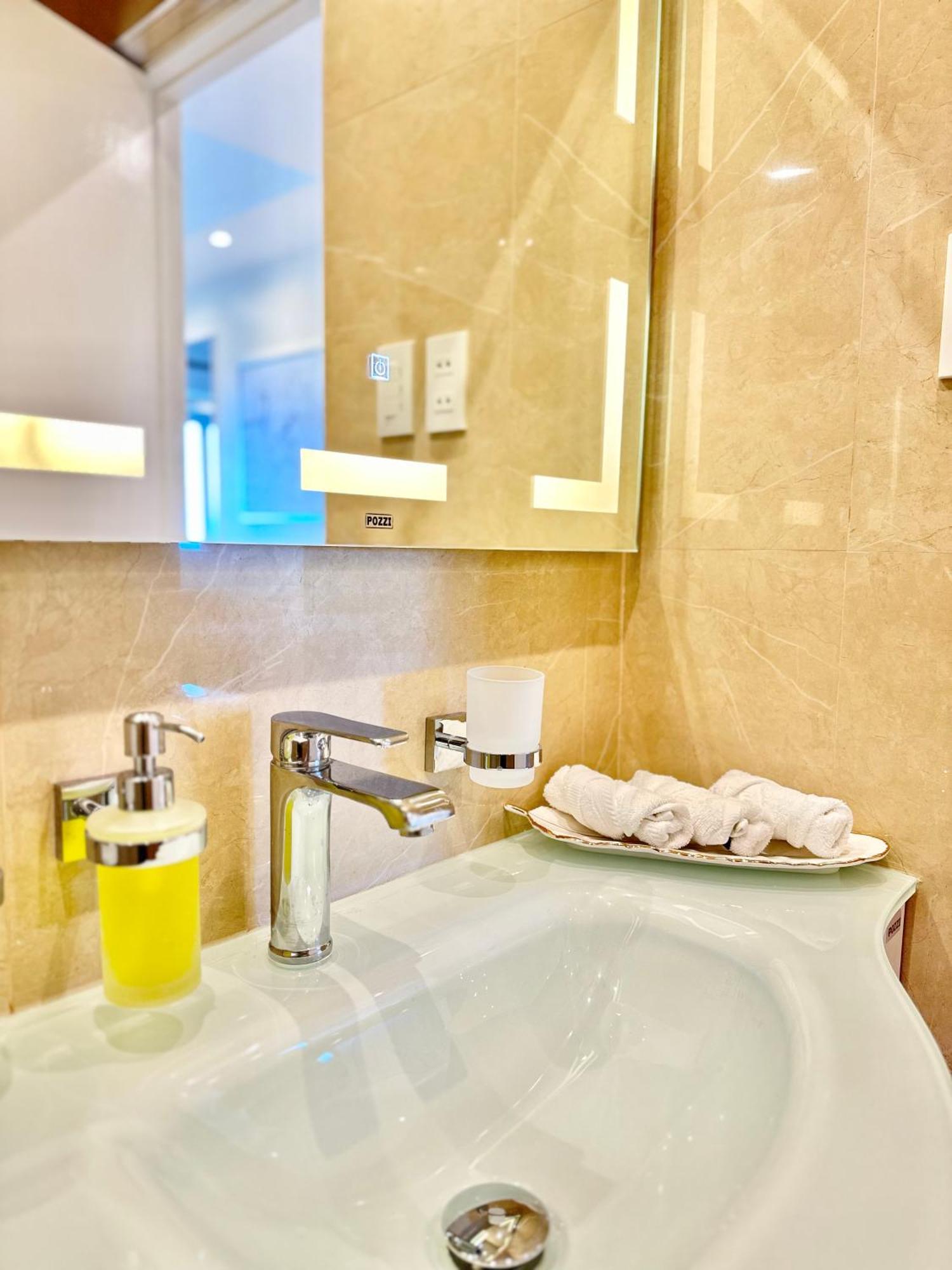 Oceanview Deluxe 1Br Suite La Mirada Lapu-Lapu City Exteriör bild